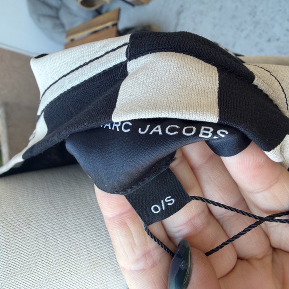 Marc Jacobs Monogram Cotton T-Shirt - Picture 10 of 10